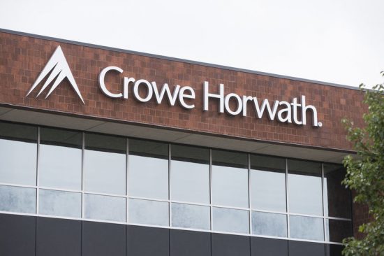 غول حسابرسی شیکاگور را می توان CROWE HORWATH