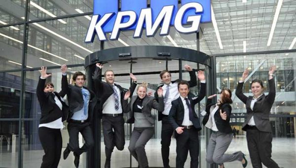 کمپانی KPMG، فعالیت های دانمارک خود را با شرکت ارنست اند یانگ